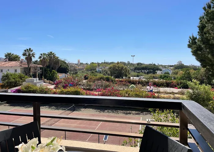 Beautiful By Lägenhet Marbella